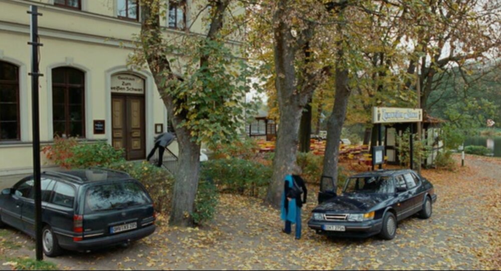 SAAB900WhiskymitWodka.thumb.jpg.c67befddf9bffe35155a0bc1291c29af.jpg