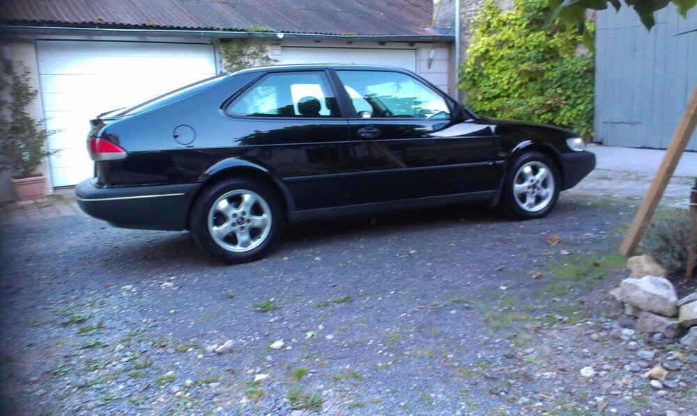 SAAB902Winter1.thumb.jpg.cac4799253fc827bc43c4148e9904ede.jpg