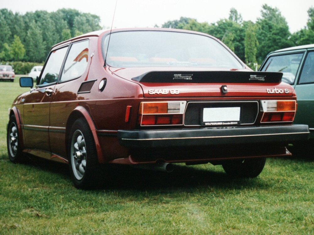 SAAB99Airflow-Sedan.turbo-S_M80.InternationalMeetingRosmalen-NL-1994.GarageWolfsgruber.Gmunden.h.thumb.jpg.2b1ff767d8a3049852fe90be46f523b6.jpg