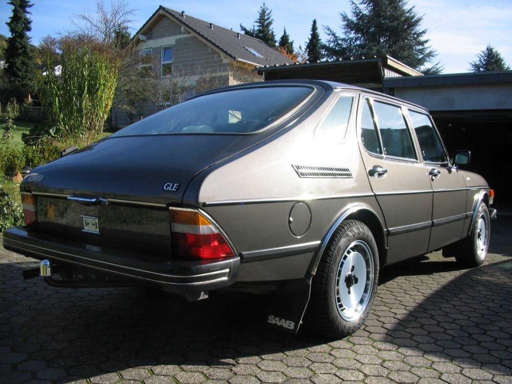 SAAB99GLECC78027.thumb.jpg.5e5e45927e3cfdf9c9ef5ceffc014e91.jpg