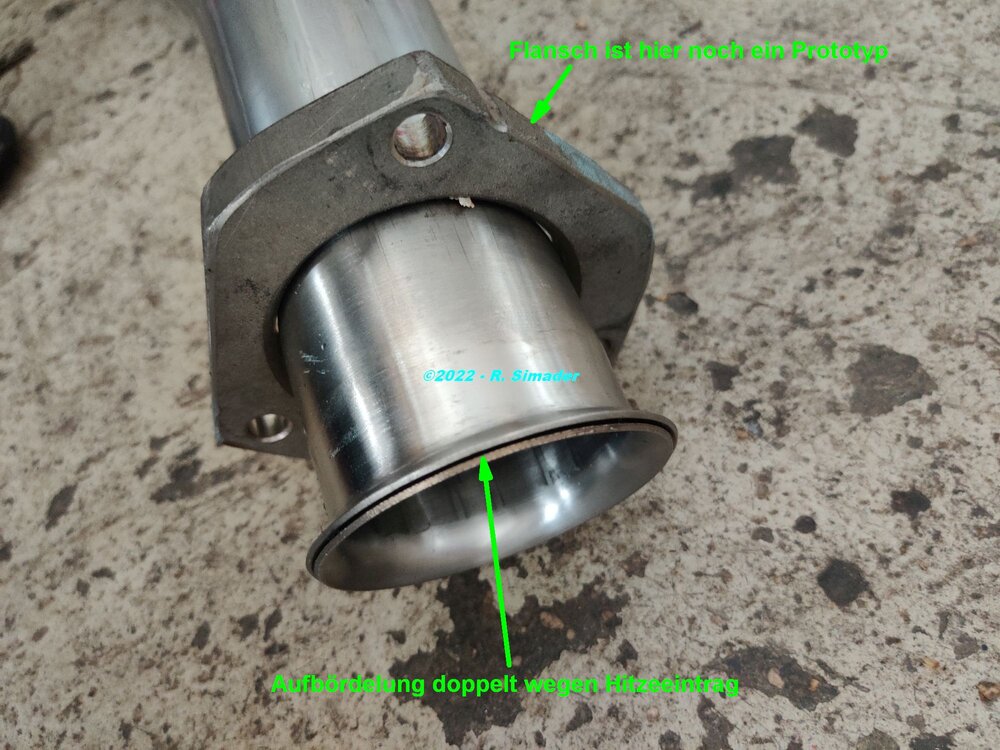 SAAB_900_Abgasrohr_nach_Lader_3_k.thumb.jpg.e54db4f322734c53c889608085ff40a6.jpg