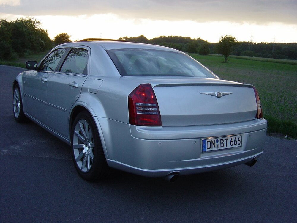 SRT8006.thumb.jpg.dc89796567d90e36a73c171af25e6d95.jpg