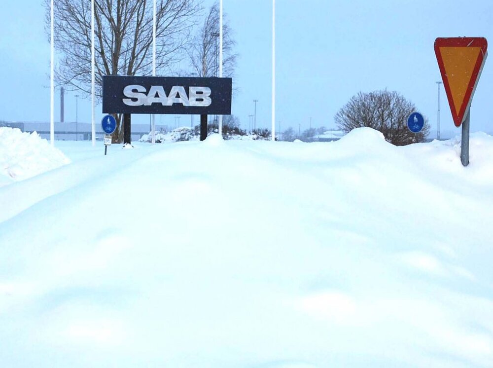 Saab-001-Einfahrt1a.thumb.jpg.a469d9b7ccecae2cce2f71eb00789246.jpg