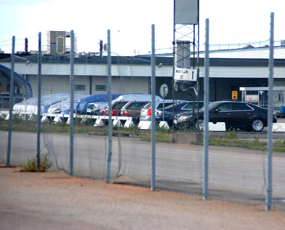 Saab-Endmontage2a-6.9_11.thumb.jpg.57d92f8321d496b40cf1cfdf78e79624.jpg
