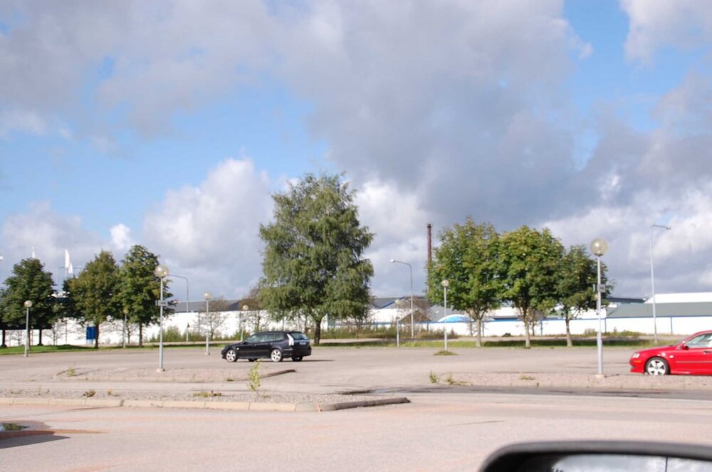 Saab-Parkplatz2-6.9_11.thumb.jpg.aabafc73a0ad108be59e33ea7f7628f6.jpg