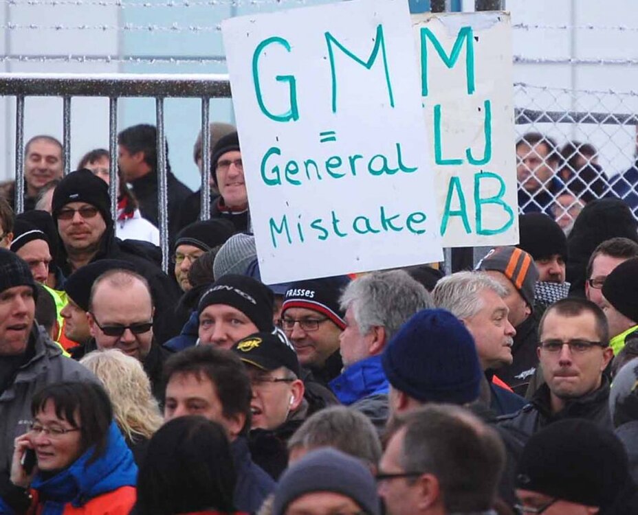 Saab-Protest25-002a.thumb.jpg.54d267760bb2f374431711948cc49788.jpg