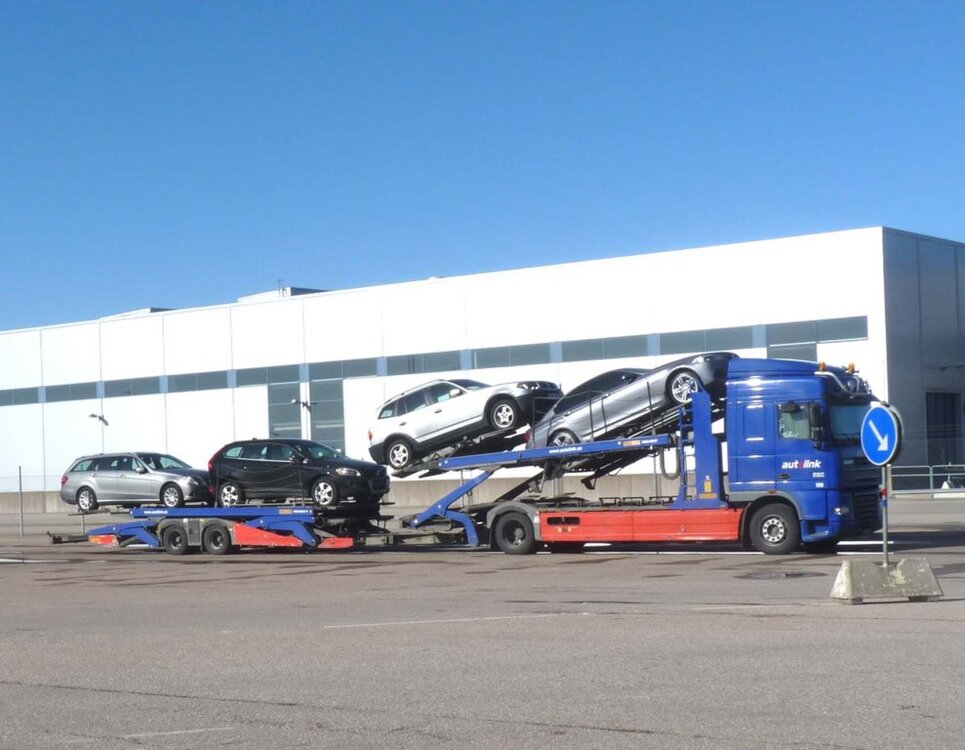 Saab-Transport-212.thumb.jpg.64c6de2baa6ba509f7d1de7ff52c09d4.jpg