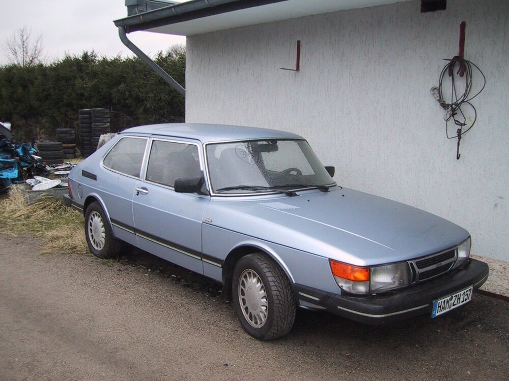 Saab.thumb.jpg.58909157d23e318b3a3a45cfb8597df4.jpg