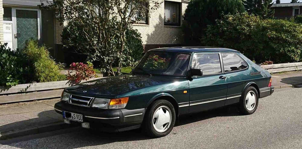 Saab.thumb.jpg.c0f1f7afeaff83a2a65468b76996c785.jpg