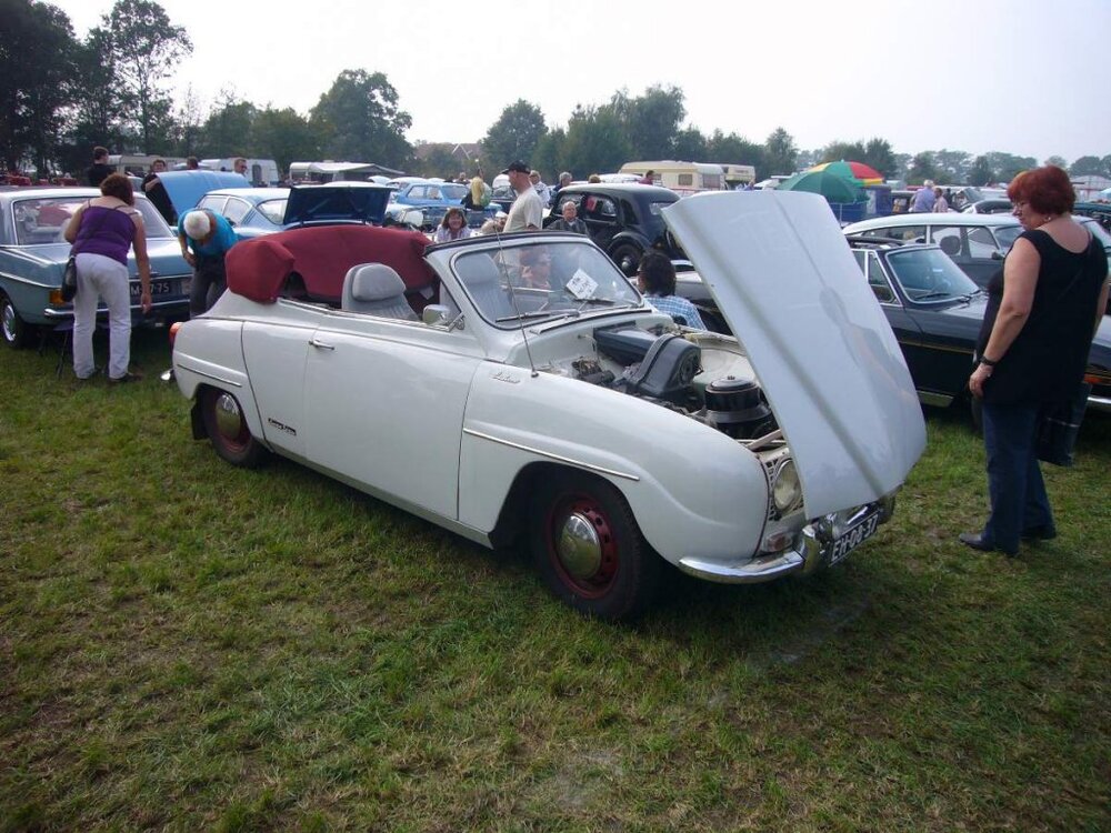 Saab4.thumb.jpg.f8121016bb322cac99e1780d40066030.jpg