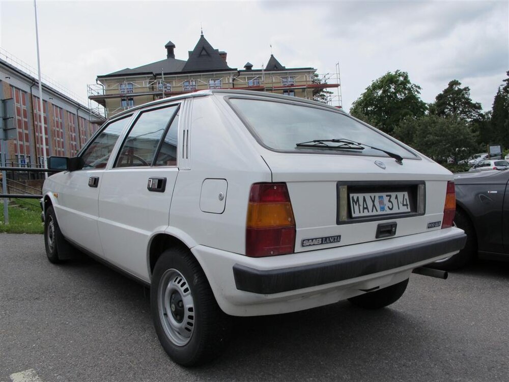 Saab600_3.thumb.JPG.b82b3a481b024556ddd90f0e0ad94eeb.JPG