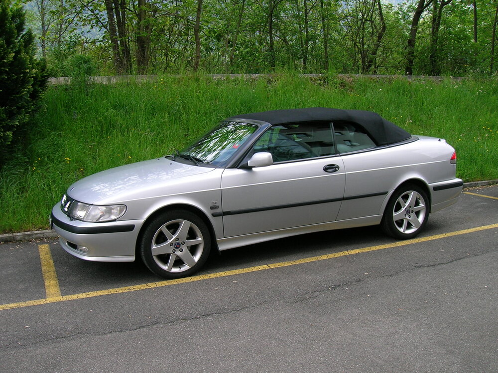 Saab9.3SECabrio150PSOLPT2.0Turbo.thumb.JPG.e587ad24c7d7aff80e403867ded05e2d.JPG