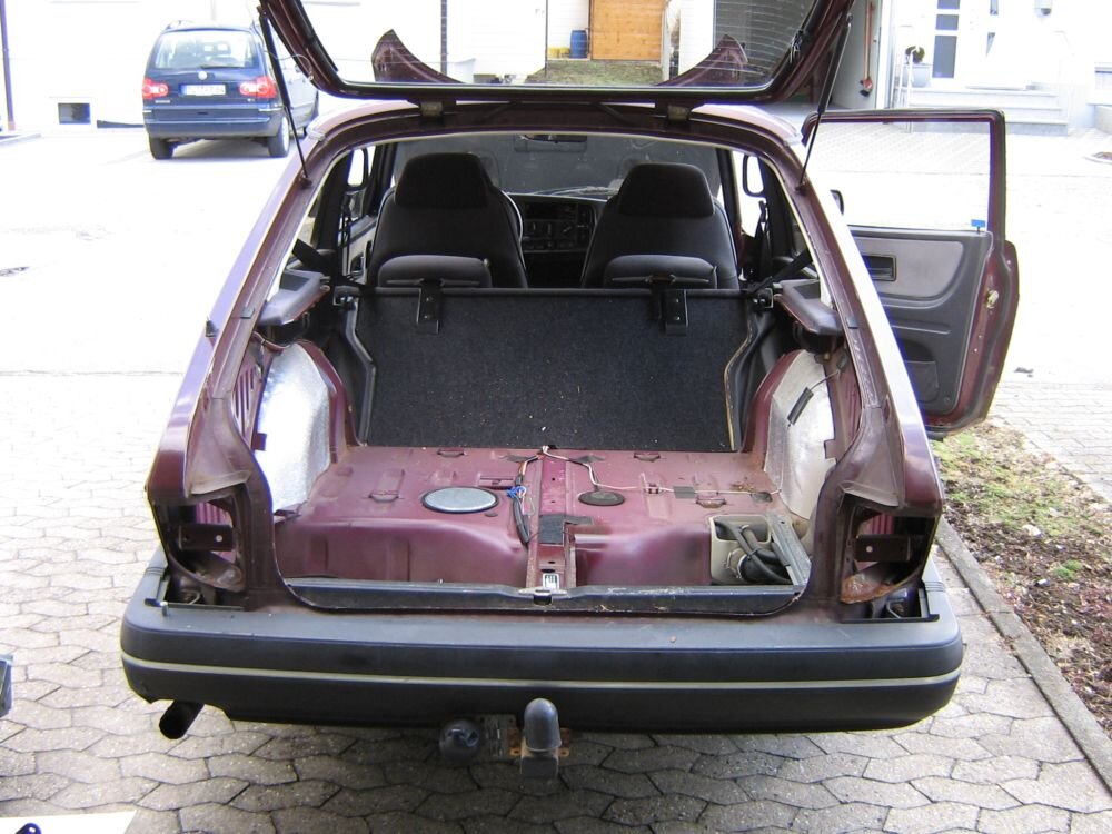 Saab9011.thumb.jpg.0ce3d31ae6db81ccff33695417009de5.jpg