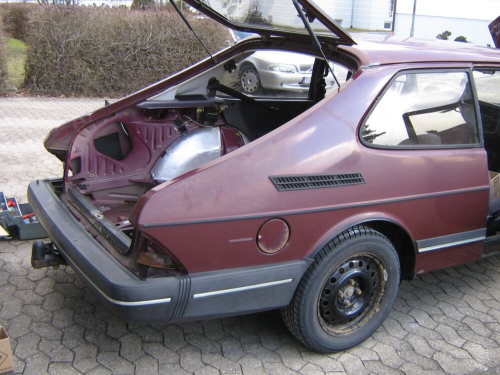 Saab9013.thumb.jpg.c9790d71dfed3c922ab150d1d6f8278c.jpg