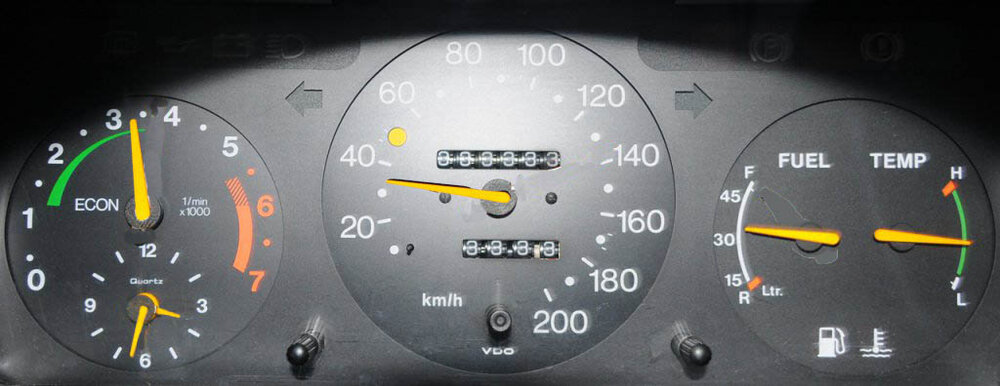 Saab901_333333km-1Kopie.thumb.jpg.e1222efcb0300788b60a2bba203f06b6.jpg