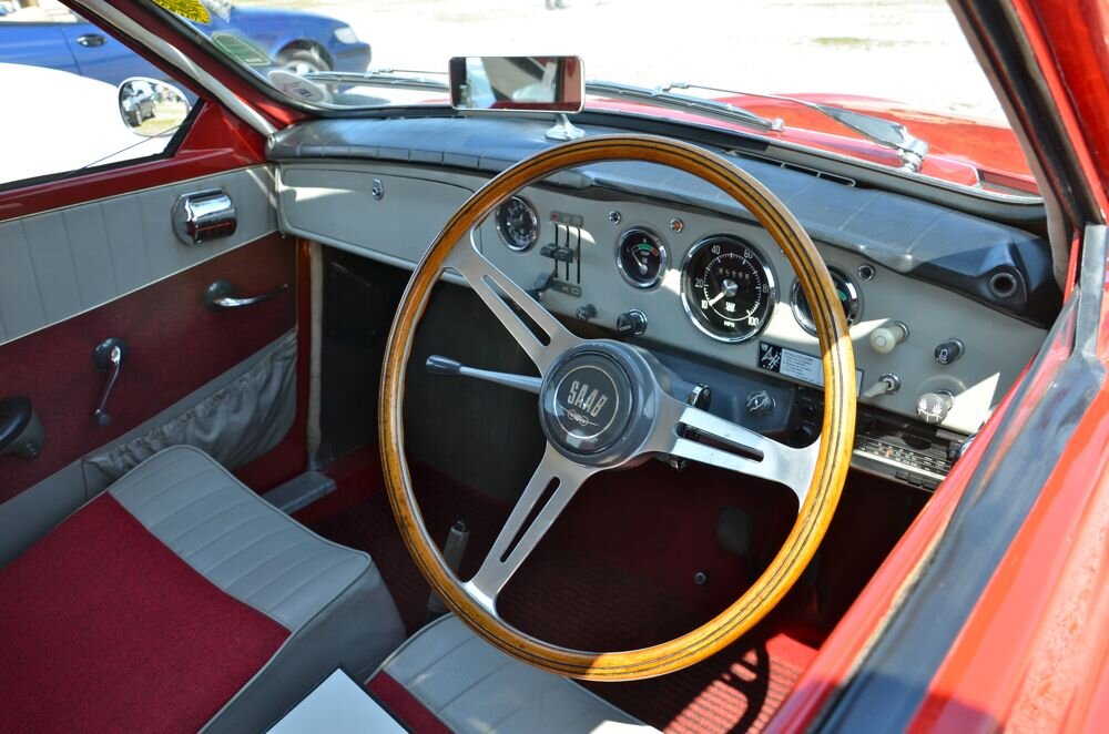 Saab96interior.thumb.jpg.c238d9c6b17b43ee5f70797ebf520c3c.jpg