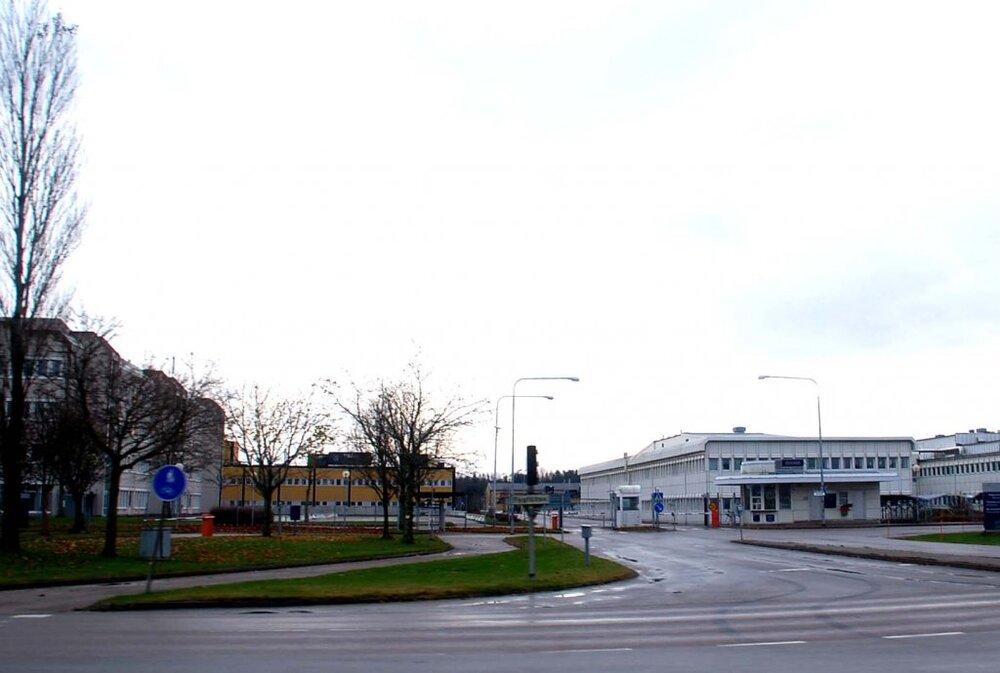 SaabEinfahrt-244.thumb.jpg.046eb1ba477e4d7dd32abe7bba82cd22.jpg