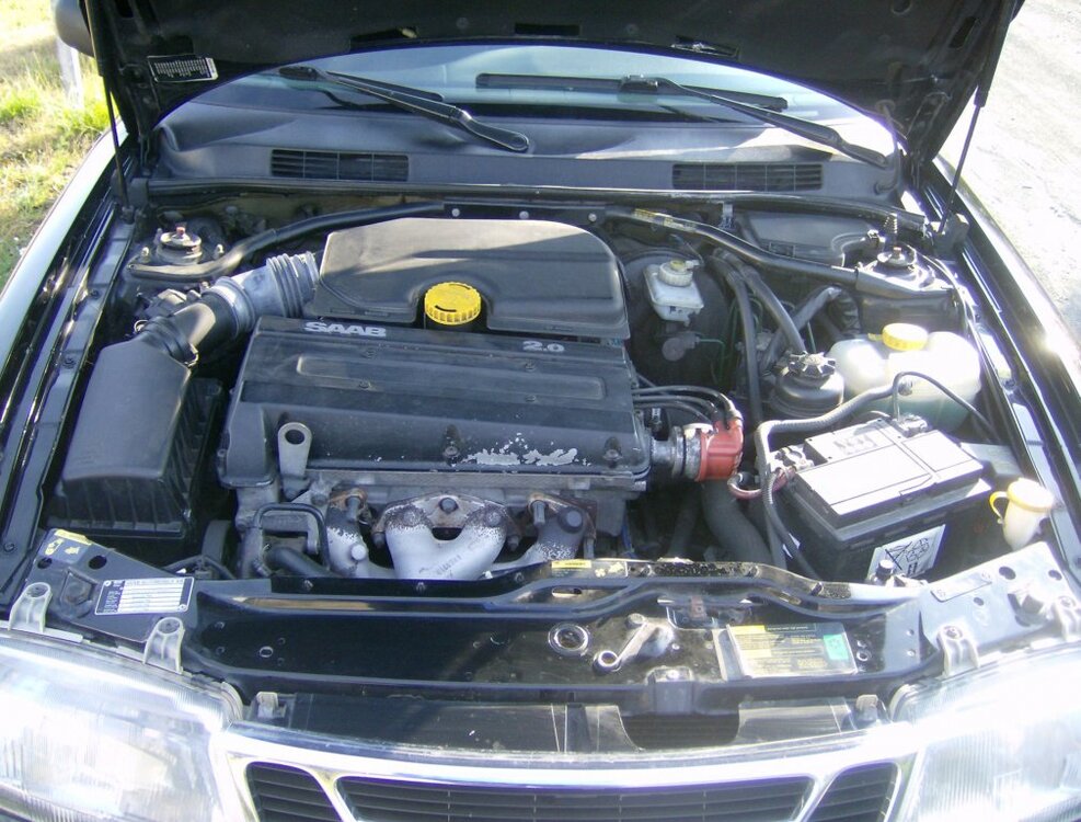 Saab_900_4.thumb.jpg.dea2af42b44c116eab4c8a92d0a9fa5f.jpg