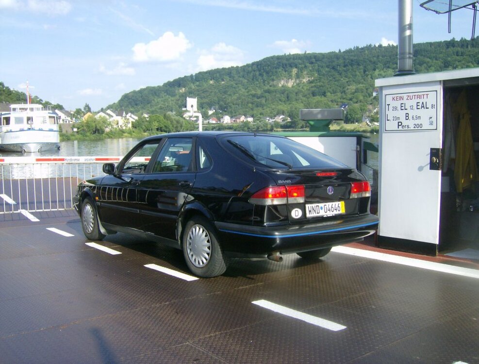 Saab_900_7.thumb.jpg.6ce1c9072f95e6de8937086f0e34d8e2.jpg