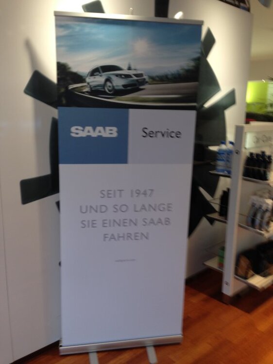 Saab_Fahne_zeigen.thumb.jpg.3fbaf64489e24299ca678a4bea20662c.jpg