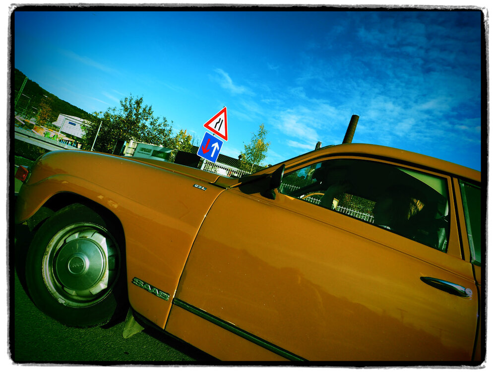 Saabretro.thumb.jpg.2fe65b40874066a59211b7f117b6a11c.jpg