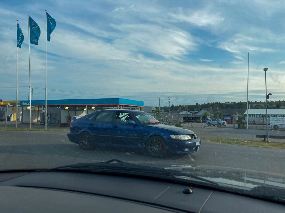 Saabs_im_Juni_-12.thumb.jpg.bdc5598089e22bde9f4d37e88762cb6b.jpg