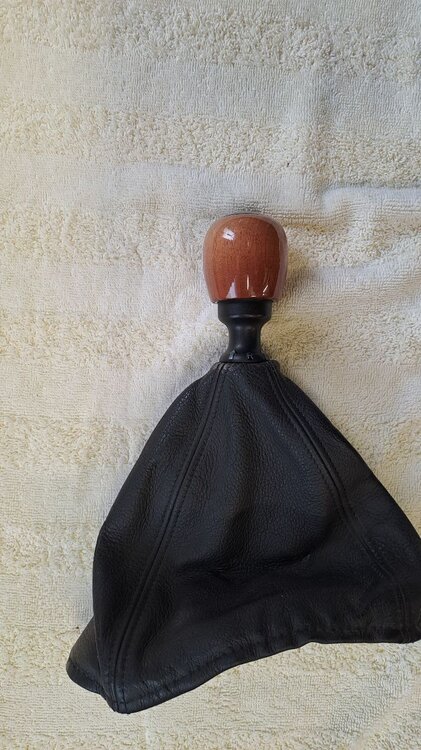 Schaltknppel_9.thumb.jpg.8c3894cb1457a6f709df4a0c08b49a40.jpg