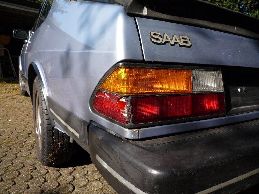 Sedan03.thumb.JPG.c68eaf07f1ad82b316a8b132bddbc642.JPG