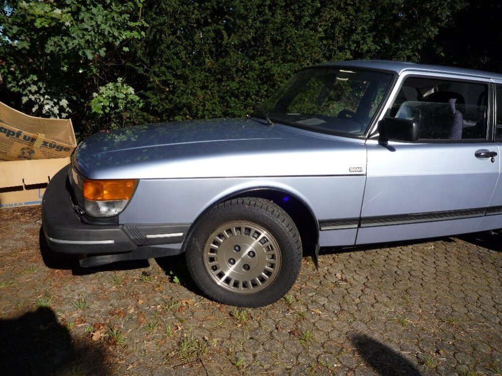Sedan05.thumb.jpg.9dae4f5d37bd56c59104aa32b4361d7f.jpg