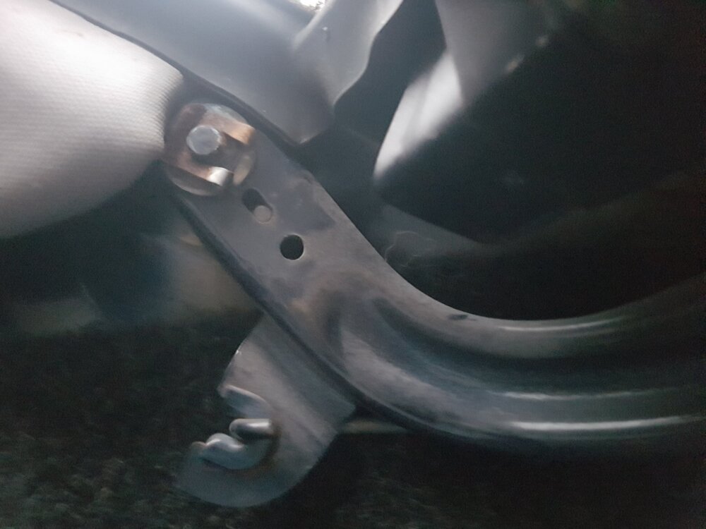 Sedan1.thumb.jpg.5c4f24ee83cf7bdafdbbe0cc660e25bf.jpg
