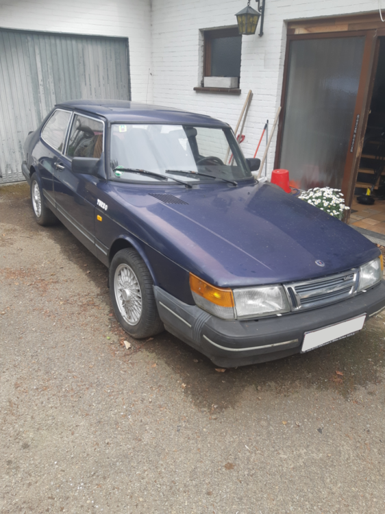 Sedan2D.thumb.png.6b29950fff0dcf32cc5860361341f4e0.png