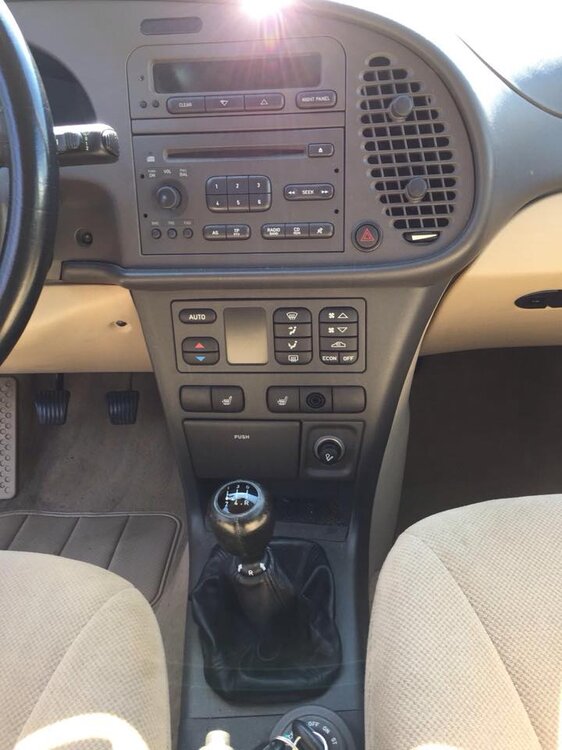 Skarabus2.thumb.jpg.cdbee159035d7a97619186bc6e9d5429.jpg