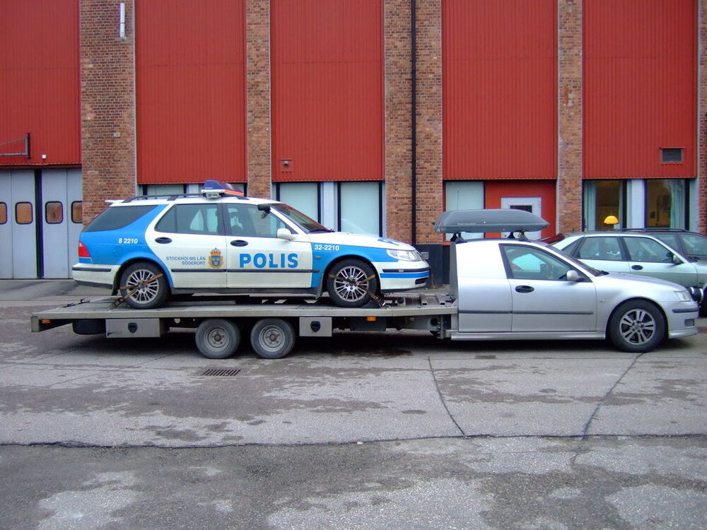SolstadSAAB9-3transporter.thumb.jpg.f478950b4a748a9c381d2367b70a0d29.jpg