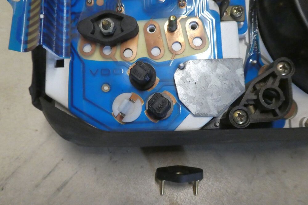 Stecker.thumb.jpg.e36d261ea877f1c7f3dcf42364657090.jpg