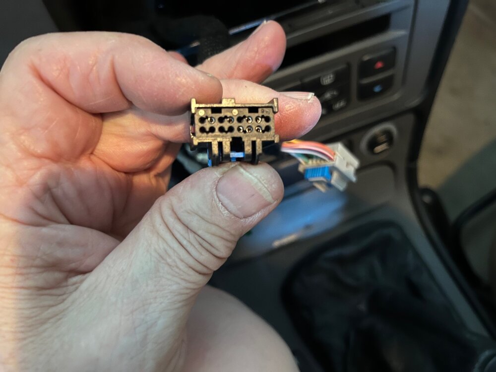 Stecker1.thumb.jpg.47893913b716f9f7aac9ace3ba53cb89.jpg
