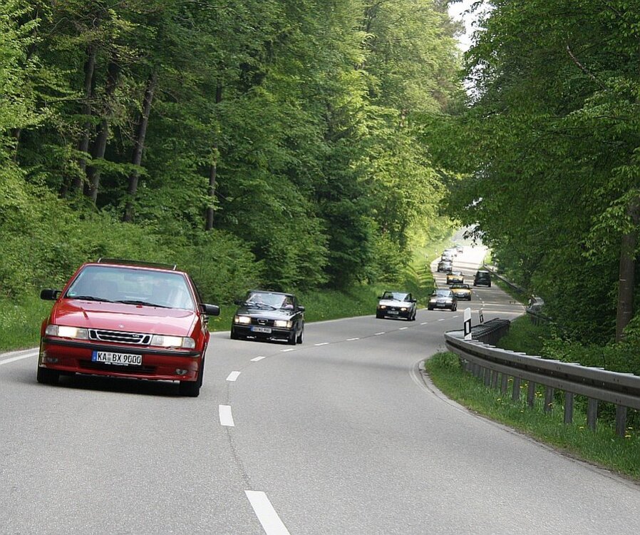 Steilkurve.thumb.jpg.03e4e1caf550a0e816a6db20d552550f.jpg