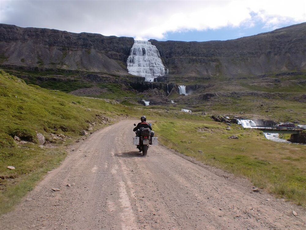 Strompgljufrafoss.thumb.JPG.13120acb82fa994dcd7f0201f0dcf83a.JPG