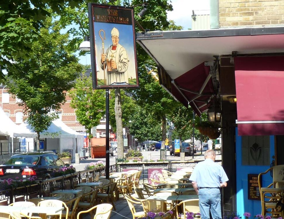 THN-BishopArms.thumb.jpg.0cd2018cf8544f511272b549909f30c8.jpg