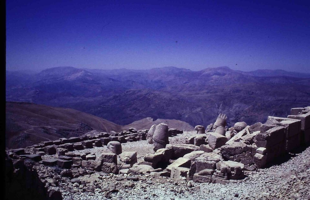 TR_Nemrud_Dag_55.thumb.jpg.985caafdd0fb0c36de1466bafaa7d7de.jpg