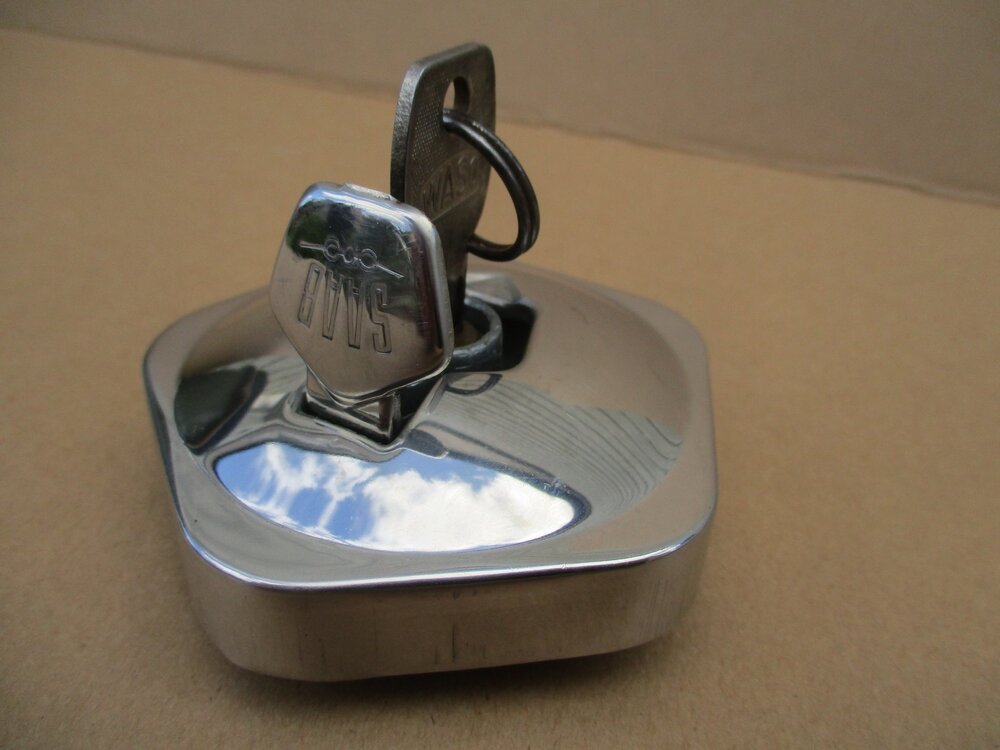 Tankdeckel_1.thumb.jpg.762cb1dd80a6c0a74bfe0cb58a42fa39.jpg