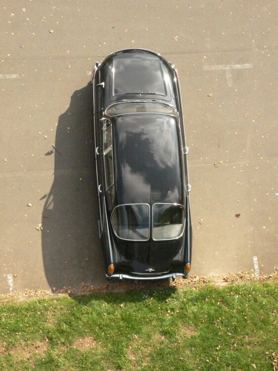 Tatra603TopView.thumb.jpg.65558b1627a17a5b969000aca8e03837.jpg