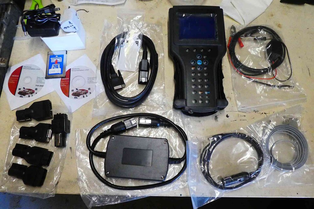 Tech2.thumb.jpg.4fd779dd72b5827e4f26b5fff72a69fe.jpg