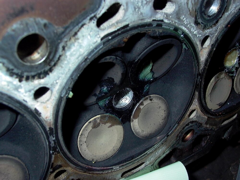 Test3sauber.thumb.JPG.62e2cb2f8927c70037fcaa4d9ba4f8d0.JPG