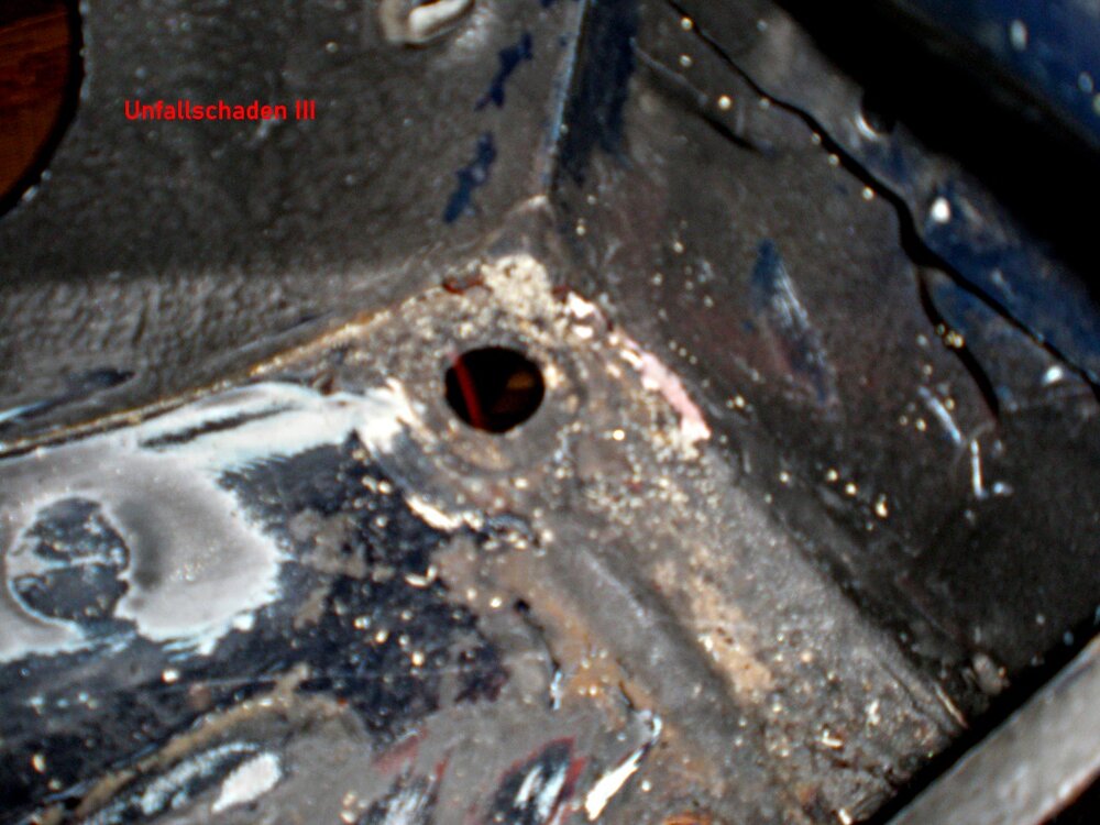 Unfallschadenre_III.thumb.jpg.d3422a6a12309c86497d08c616013430.jpg