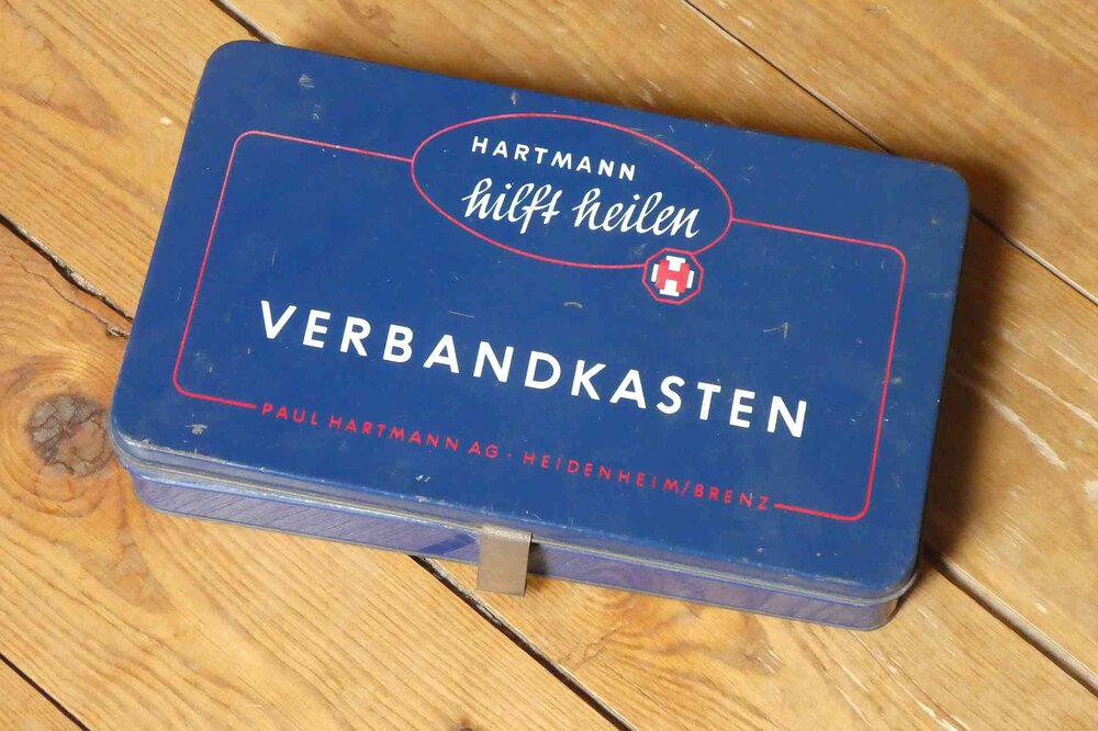 Verbandkasten_01.thumb.jpg.6eb45a59616b6d8fa3a0bf57528b28ca.jpg