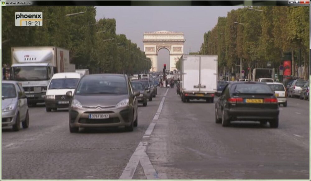 VivelaFrance.thumb.jpg.50681e87debd5b813b9c8c70d2c0854b.jpg