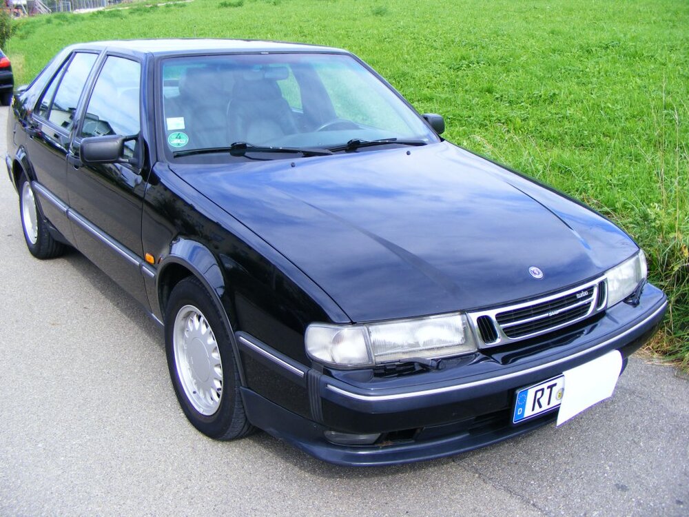 VorneBeifahrerseite.thumb.jpg.e536e76d804dfc85d35568a252bb2275.jpg