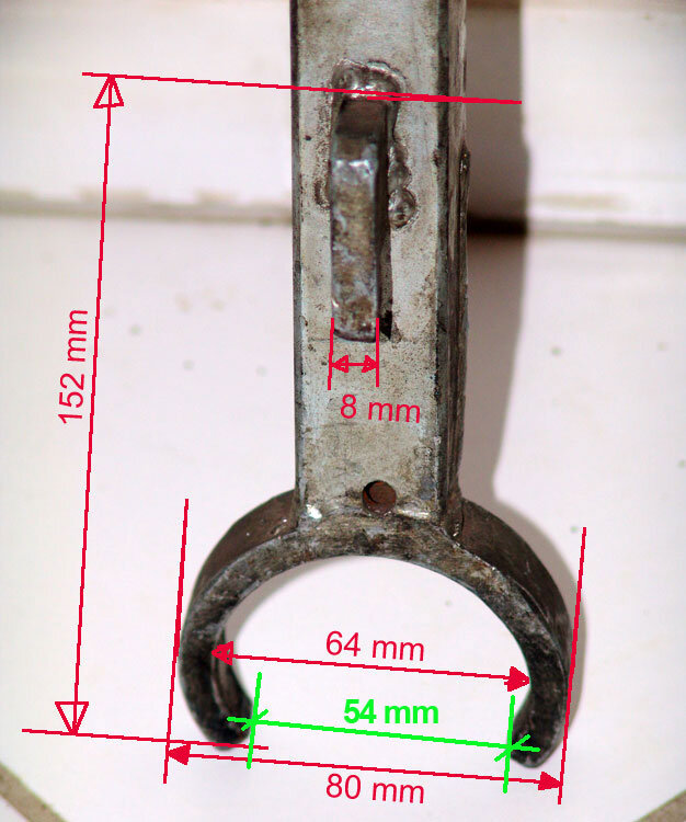 Werkzeug_untenvorn.thumb.jpg.4d9f91727bfac94a6ddfb630ccfeb90d.jpg