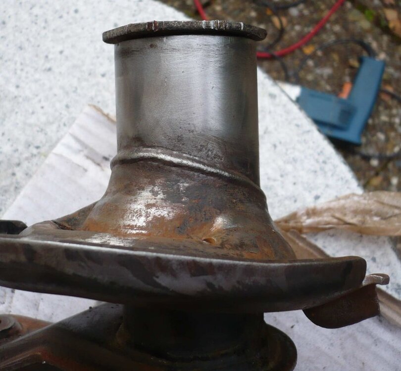 achsschenkeltrger.thumb.jpg.bc0449d28f6bcfe95ee6c99ecd4831f8.jpg
