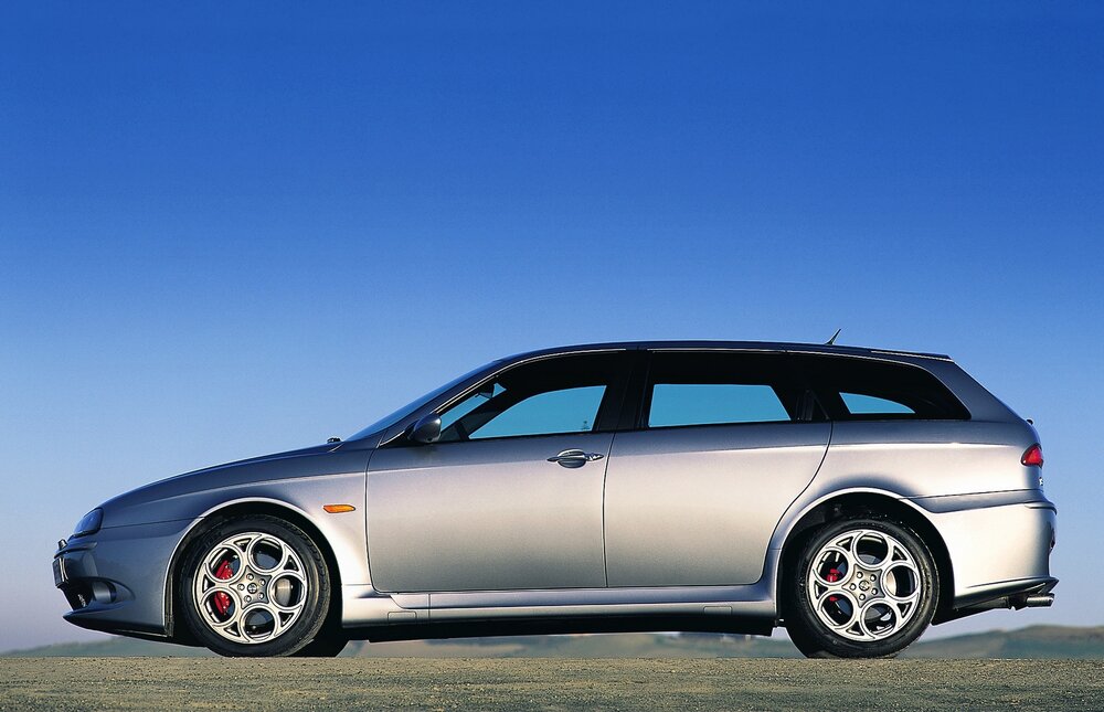 alfaromeo156sportwagongta2wallpapers-l-5b938ed16c114fd9.thumb.jpg.3afe83d4e37227205f282ebce3f4e422.jpg